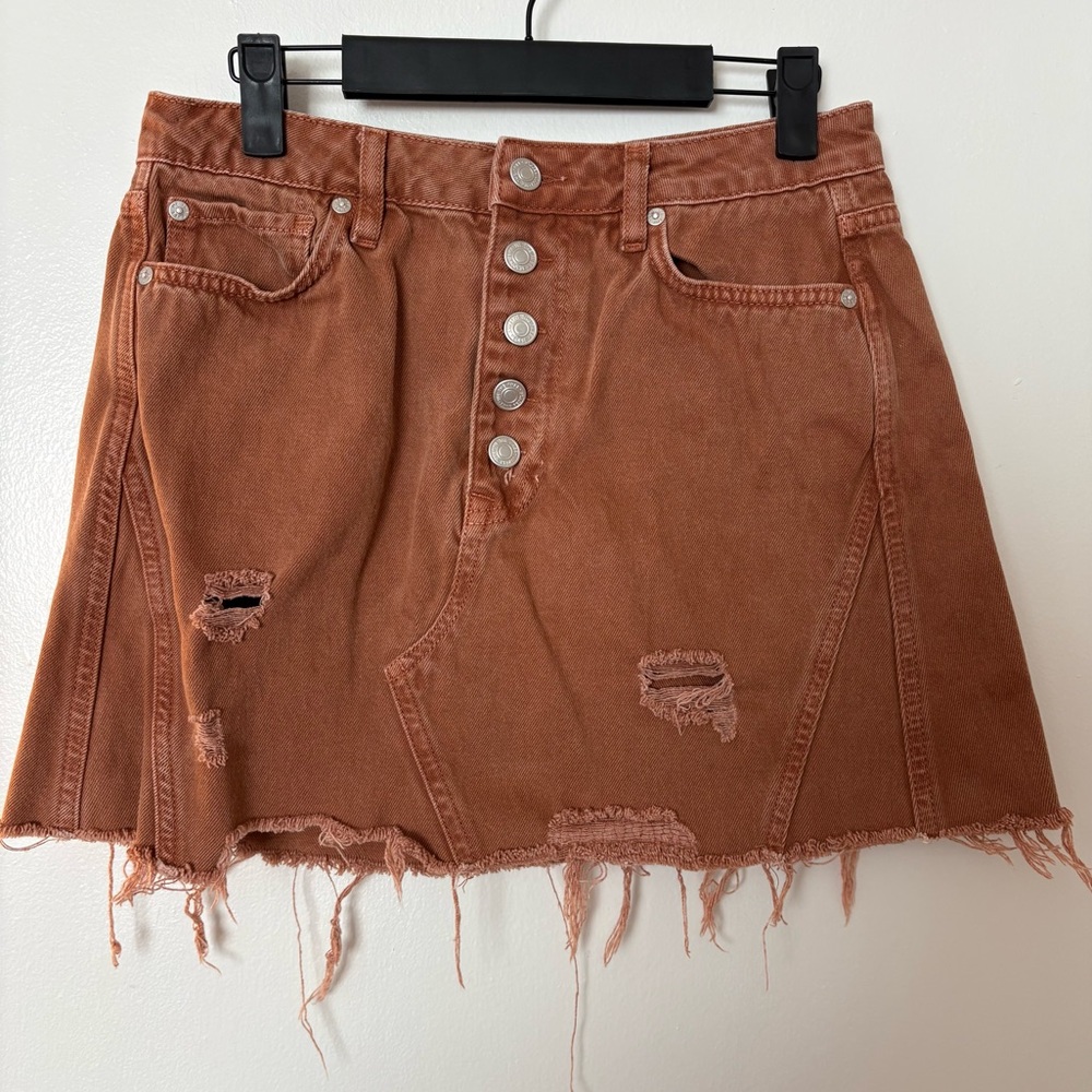 Free People we the free Distressed Button-Front Denim Skirt in Brown
